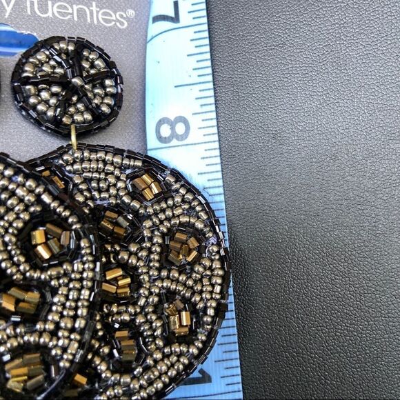 Black/Tan Beaded Circles Dangle Daisy Fuentes Fashion Earrings - Picture 5 of 8